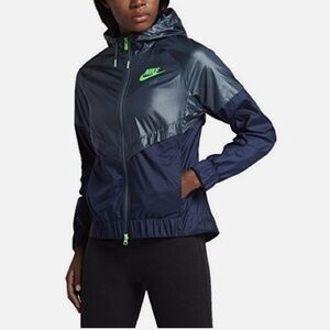 NIKE Windrunner Track Jacket